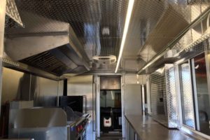 Food-Truck-Kitchen20